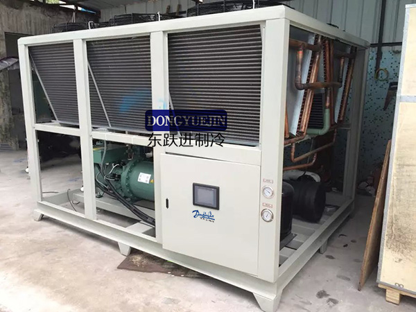 風(fēng)冷螺桿機組 風(fēng)冷螺桿機組